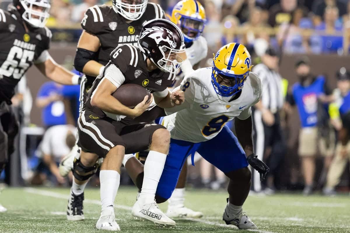 St. Francis Red Flash vs. Western Michigan Broncos